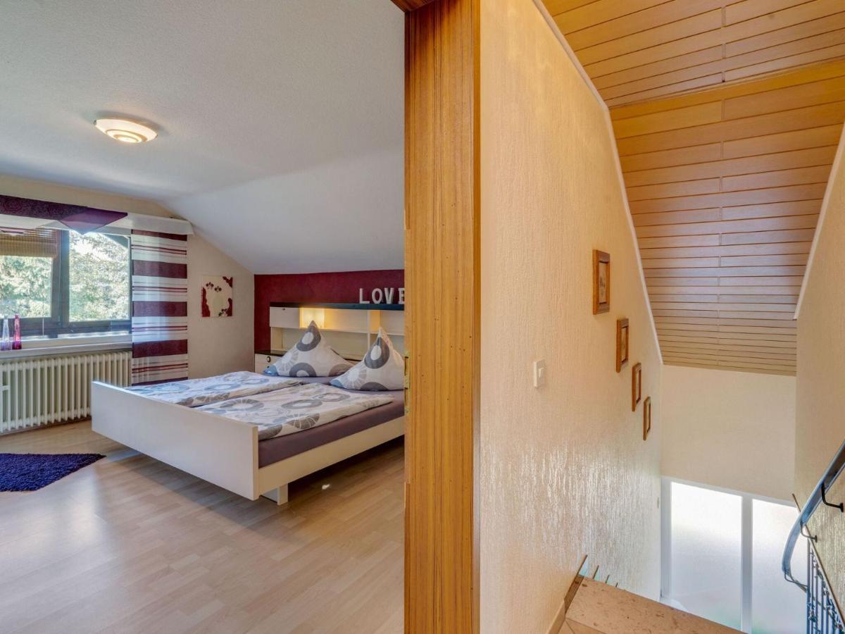 A Detached Holiday Home In A Highly Scenic Area Trierscheid ภายนอก รูปภาพ